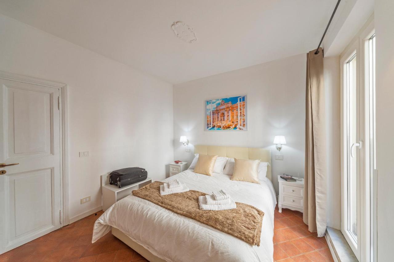 Trevi Domus Avignonesi Appartement Rome Buitenkant foto